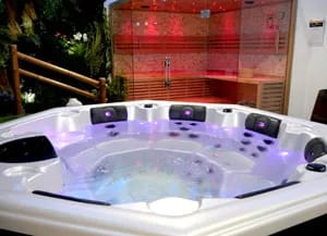 ESPACE PRIVATIF - Jacuzzi, Sauna, Hammam